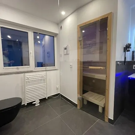 In With Sauna בית נופש *